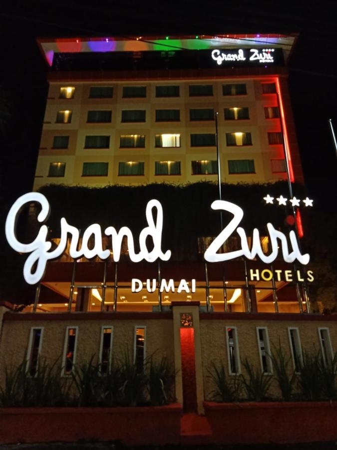 Grand Zuri Dumai Hotel Exterior photo